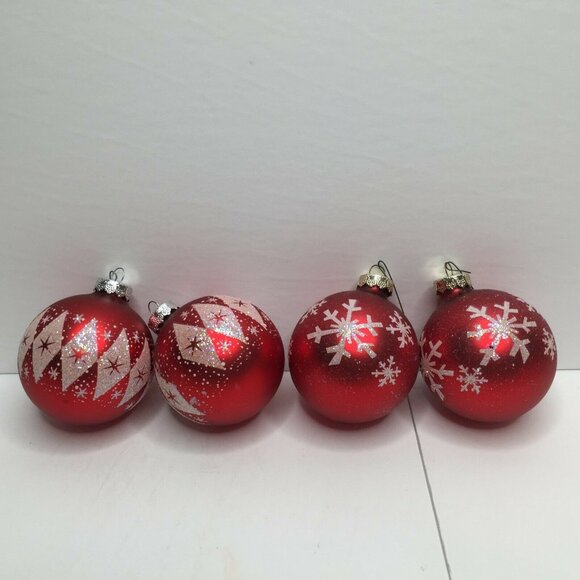 The Victoria Collection 4 Glass Red Ball Christmas Tree Ornaments Glitter Snow - Picture 6 of 6